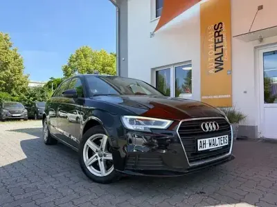 Gebraucht Audi A3 Comfort 150 PS (110 kW) 2019 Schwarz Limousine