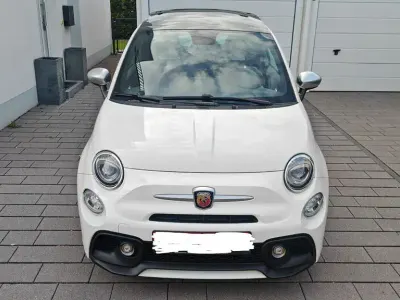 Gebraucht Abarth 595 Turismo 165 PS (121 kW) 2021 Weiß Kleinwagen
