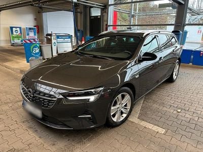 Second-hand Opel Insignia Elegance 174 CP (127 kW) 2021 Maro Break