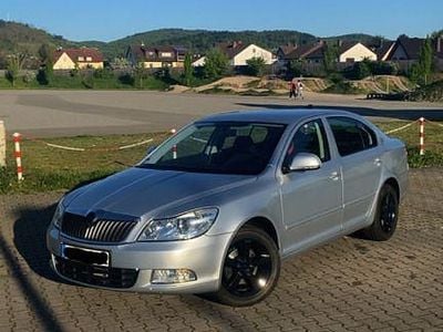 Begagnad Skoda Octavia Family 122 HK (89 kW) 2011 Silver Sedan