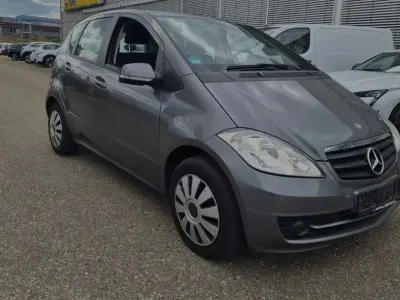 Gebraucht Mercedes A160 95 PS (69 kW) 2010 Grau Limousine