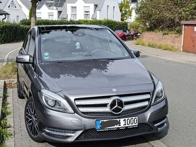 Mercedes B200