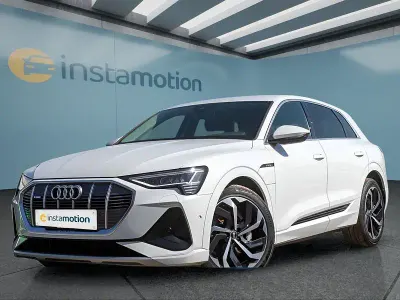 Gebraucht Audi e-tron S-Line 230 kW (313 PS) 2022 Weiß SUV