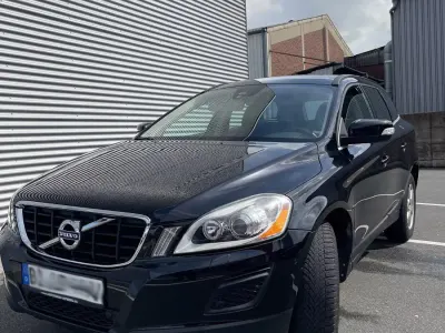 Używany Volvo XC60 163 KM (119 kW) 2013 Czarny SUV