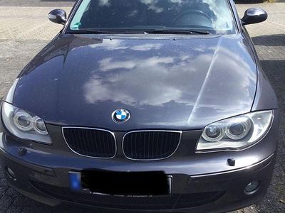 Usata BMW 120 Sport Line 150 CV (110 kW) 2005 Grigio Utilitaria