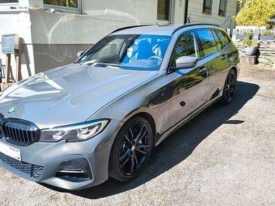 Gebraucht BMW 330 M Sport 258 PS (189 kW) 2019 Violett Kombi