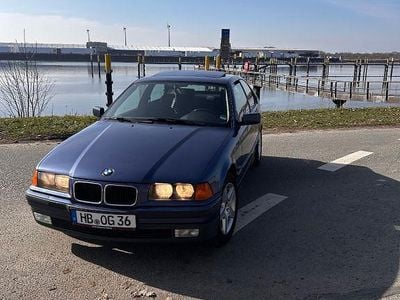 Gebraucht BMW 316 Compact 102 PS (75 kW) 1995 Blau Kleinwagen