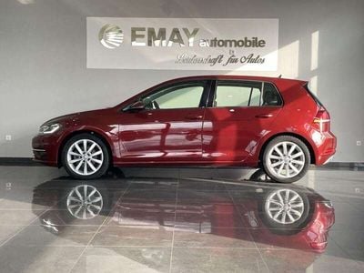 Gebraucht VW Golf VII Highline 131 PS (96 kW) 2019 Rot (cranberry red metallic) Limousine
