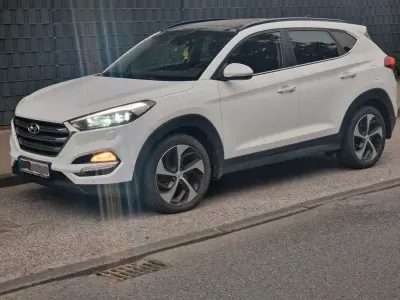 Gebraucht Hyundai Tucson Premium 185 PS (136 kW) 2016 Weiß SUV