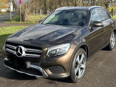 Usata Mercedes GLC300 245 CV (180 kW) 2017 Marrone SUV