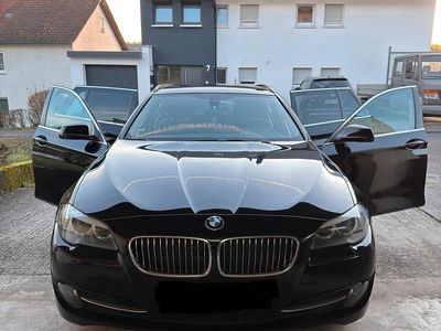 Schwarz Gebraucht 2012 BMW 520 Kombi | 8.200 € (Fairer Preis)
