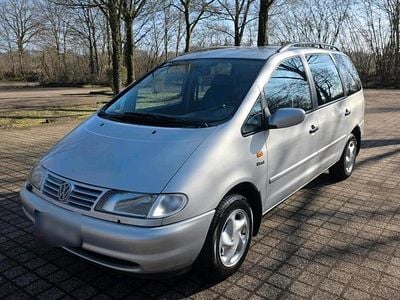 Gebraucht VW Sharan 110 PS (80 kW) 1997 Silber Van / Kleinbus