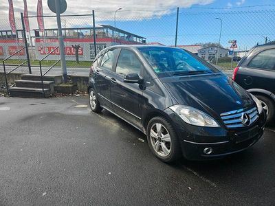 Gebraucht Mercedes A180 108 PS (79 kW) 2009 Schwarz Kleinwagen