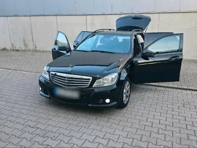 Gebraucht Mercedes C200 136 PS (100 kW) 2012 Schwarz Kombi