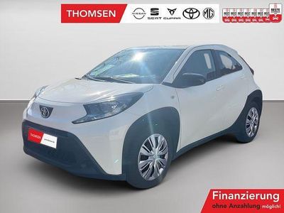 Usata Toyota Aygo X X-play 72 CV (52 kW) 2022 Bianco SUV