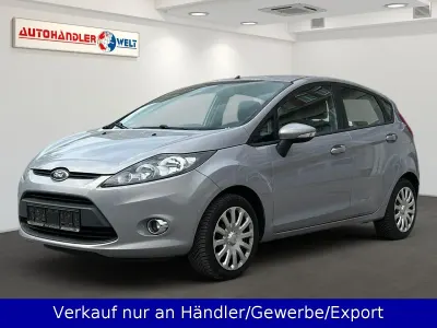 Używany Ford Fiesta 82 KM (60 kW) 2011 Szary Hatchback