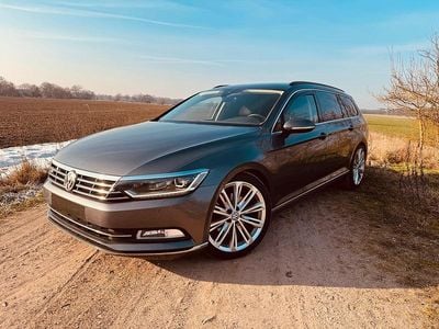Grau Gebraucht 2017 VW Passat Highline Kombi | 10.990 € (Fairer Preis)