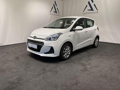 Gebraucht Hyundai i10 Trend 67 PS (49 kW) 2019 Weiß Kleinwagen