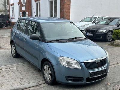 Gebraucht Skoda Fabia Classic 60 PS (44 kW) 2010 Grau Limousine