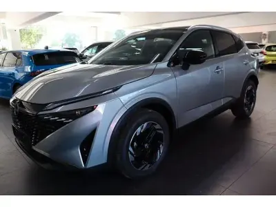 Neu Nissan Qashqai N-Connecta 158 PS (116 kW) 2026 Silber SUV
