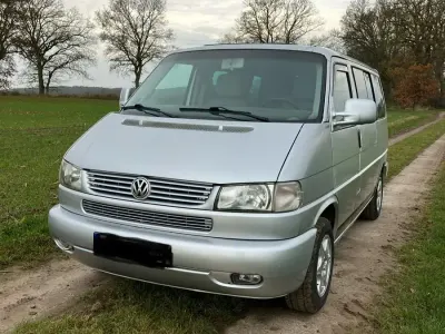 Gebraucht VW Multivan 102 PS (75 kW) 1999 Silber Van / Kleinbus