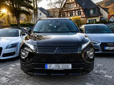 Gebraucht Mitsubishi Eclipse Cross Select 188 PS (138 kW) 2024 Schwarz SUV