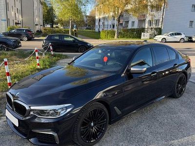 Second-hand BMW M550 M Performance 400 CP (294 kW) 2018 Albastru Berlinǎ