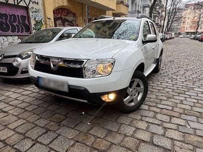 Weiß Gebraucht 2010 Dacia Duster SUV | 5.500 € (Fairer Preis)