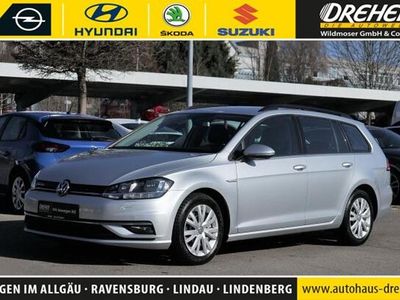 Gebraucht VW Golf VII Comfortline 131 PS (96 kW) 2018 Silber Kleinwagen