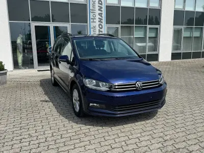 Gebraucht VW Touran 150 PS (110 kW) 2022 Blau Van / Kleinbus