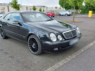 Gebraucht Mercedes CLK200 163 PS (119 kW) 2001 Schwarz Coupé