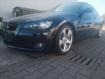 Second-hand BMW 320 Performance 170 CP (125 kW) 2009 Negru Coupe
