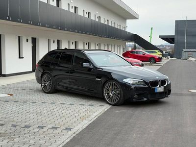 Gebraucht BMW 530 M Sport 245 PS (180 kW) 2010 Schwarz Kombi