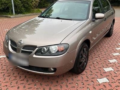 Usata Nissan Almera 98 CV (72 kW) 2006 Marrone Berlina