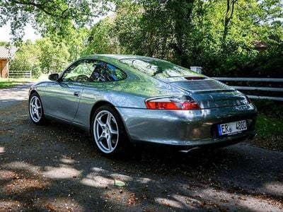 Porsche 911 Carrera