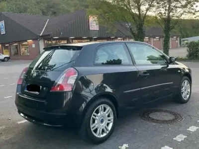 Gebraucht Fiat Stilo 75 PS (55 kW) 2006 Schwarz Kleinwagen