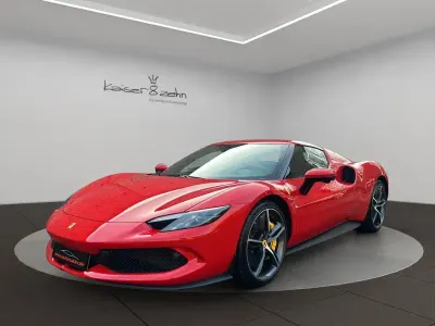 Gebraucht Ferrari 296 829 PS (609 kW) 2024 Rot Coupé