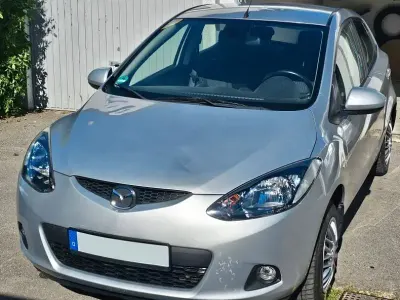 Gebraucht Mazda 2 Exclusive 80 PS (58 kW) 2007 Silber Kleinwagen