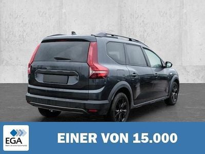 Metallic Gebraucht 2022 Dacia Jogger Extreme Van / Kleinbus | 17.100 € (Fairer Preis)
