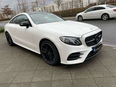 gebraucht Mercedes E400 4Matic Coupe 9G-TRONIC AMG Line