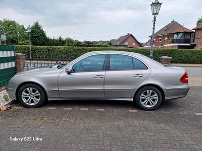 Mercedes E320