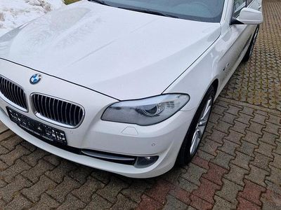 Gebraucht BMW 525 218 PS (160 kW) 2013 Weiß Kombi