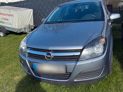 Gebraucht Opel Astra 2005 Grau Limousine