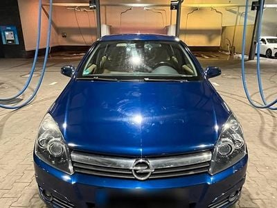 Gebraucht Opel Astra 105 PS (77 kW) 2004 Blau Kleinwagen