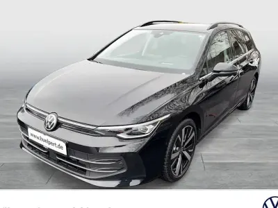 New VW Golf VIII Style 150 HP (110 kW) 2025 Black Estate
