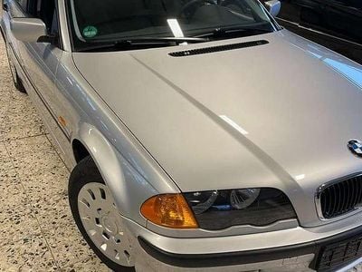 Gebraucht BMW 318 118 PS (86 kW) 1998 Silber Limousine
