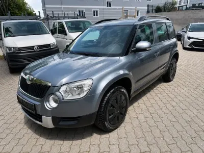 Używany Skoda Yeti Plus Edition 152 KM (111 kW) 2012 Szary SUV