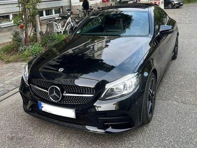 Gebraucht Mercedes C200 AMG 184 PS (135 kW) 2024 Schwarz Coupé