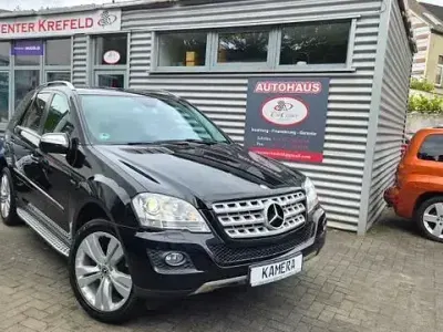 Gebraucht Mercedes ML300 204 PS (150 kW) 2010 Schwarz SUV