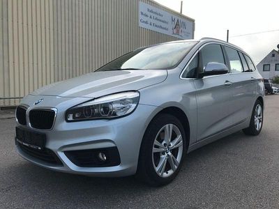 Silber Gebraucht 2016 BMW 218 Advantage Kombi | 8.490 € (Fairer Preis)